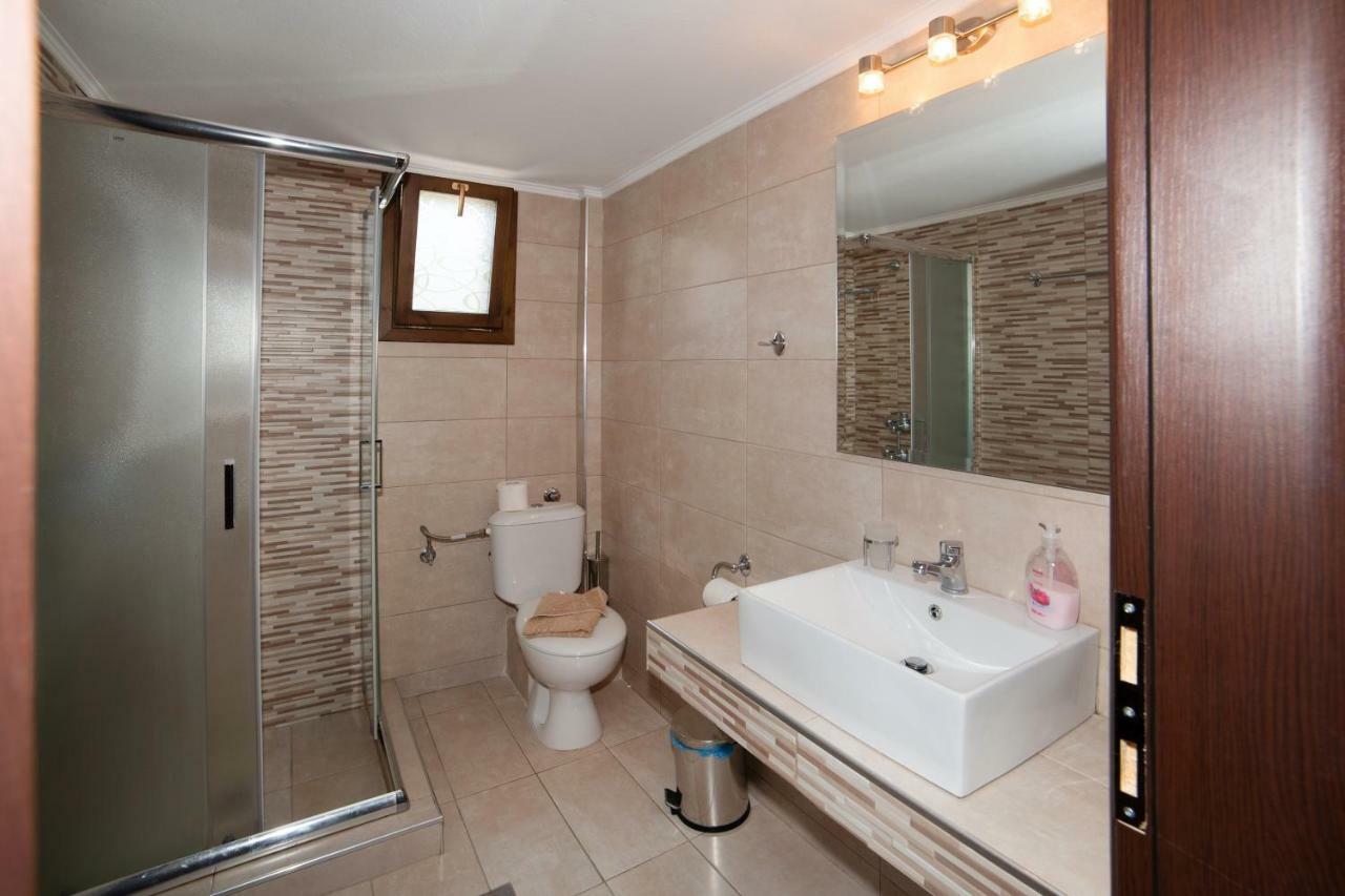 Anna Dani Apartment Vourvourou
